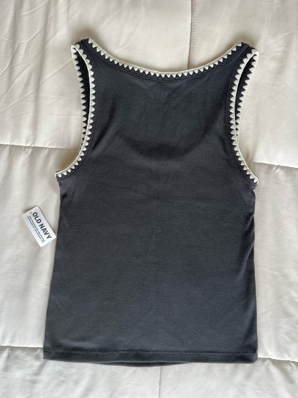 Old Navy Ribbed Tank Top - Picture 2 of 4